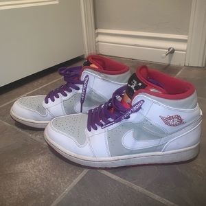 Air Jordan 1 Mid ‘Hare’ 2015. Men’s size 9